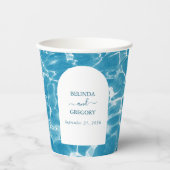 Moderne Hochzeit am Blue Ocean Beach Pappbecher (Vorderseite)