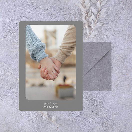 Moderne Hochzeit | Datum freihalten | Dunkle Silbe Save The Date