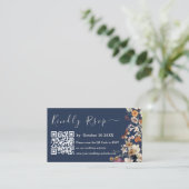 Moderne Hochzeit der Blue Wildblume Qr Code UAwg Begleitkarte (Stehend Vorderseite)
