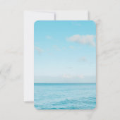 Moderne Hochzeit des Surfers im blauen Meer Einladung (Rückseite)