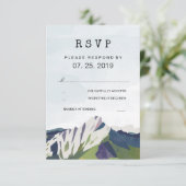 Moderne Hochzeit des Waldes in den Bergen RSVP Karte (Stehend Vorderseite)