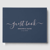 Moderne Hochzeit in Navy Blue und Blush Script Gästebuch (Vorderseite)