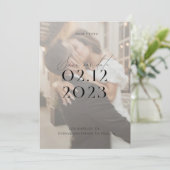 Moderne Hochzeit in Schwarz-Weiß-Foto Einladung (Stehend Vorderseite)