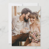 Moderne Hochzeit in Weiß und Schwarz Einladung (Rückseite)