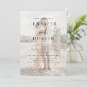 Moderne Hochzeit in Weiß und Schwarz Einladung (Stehend Vorderseite)