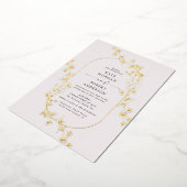 Moderne Hochzeit mit Blumen Folieneinladung (Gedreht)