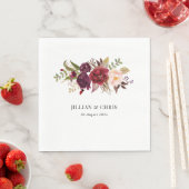 Moderne Hochzeit mit Burgund und Blütenblättern Serviette (Beispiel)