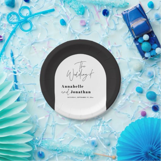 Moderne Hochzeit mit elegantem Drehbuch in Schwarz Pappteller (Party)
