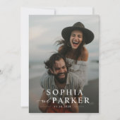 Moderne Hochzeit mit Minimalistischem Beach Foto Einladung (Vorderseite)