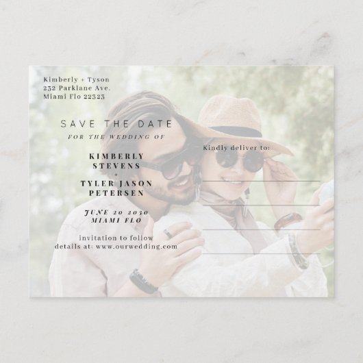 Moderne Hochzeit Save the Date Foto Ankündigungspostkarte (Rückseite)