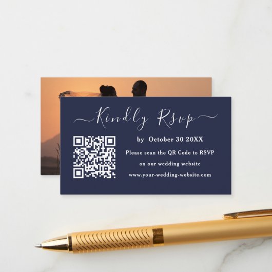 Moderne Hochzeit von Navy Blue Minimalistisch Qr C Begleitkarte (Vorderseite/Rückseite Beispiel)