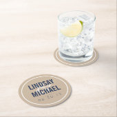 Moderne Hochzeit von Tan und Marine Runder Pappuntersetzer (Vor Ort)