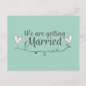 Moderne Hochzeit wir werden heiraten Doodle Ankündigungspostkarte (Vorderseite)