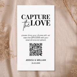 Moderne Hochzeiten erfassen den QR-Code der Liebe Begleitkarte