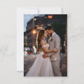 Moderne Hochzeitsankündigung in Schwarz-Weiß-Schri Dankeskarte (Rückseite)