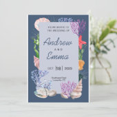 Moderne Hochzeitseinladung unter dem Meer Einladung (Stehend Vorderseite)