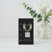 Moderne Hochzeitserie RSVP QR-Code-White-Blume Visitenkarte (Stehend Vorderseite)