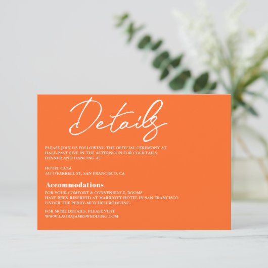 Moderne Hochzeitskarte in heißen Rosa und Orange RSVP Karte (Stehend Vorderseite)