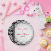 Moderne Hochzeitsohle in Weiß, Schwarz und Rot Pappteller (Party)