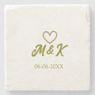 Moderne Hochzeitspaar-Name-Buchstabe mit goldenem Steinuntersetzer