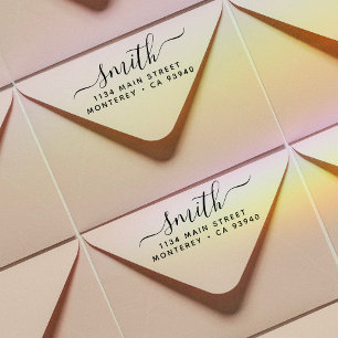 Moderne Hochzeitsskriptfamilie Name & Rücksendeadr Permastempel