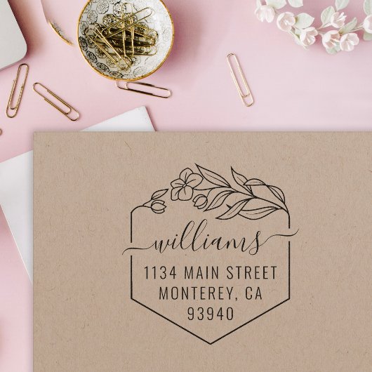 Moderne Hochzeitsskriptfamilie Name & Rücksendeadr Permastempel