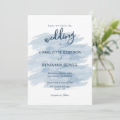 Moderne Hochzeitstöne in Blau Einladung (Stehend Vorderseite)