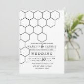 Moderne Honeycomb Wedding Einladung (Stehend Vorderseite)