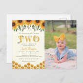 Moderne Honigwabenblume Zweites Bienentag-Foto Einladungspostkarte (Vorne/Hinten)