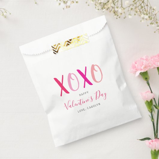 Moderne Hugs & Kisses (XOXO) Valentinstag Geschenktütchen (Versiegelt)