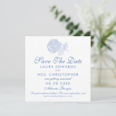 Moderne Hydrangea Dusty Blue Floral Wedding Save The Date (Stehend Vorderseite)