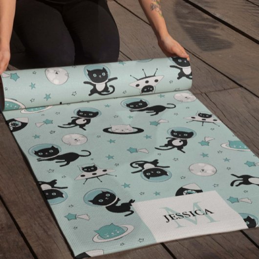 Moderne ich brauche mehr Platz Schwarze Katze Must Yogamatte