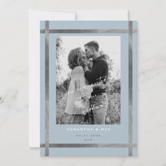 Moderne Icy Blue & Silver Foto Wedding Einladung (Vorderseite)