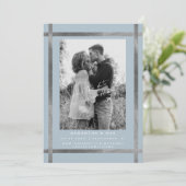 Moderne Icy Blue & Silver Foto Wedding Einladung (Stehend Vorderseite)