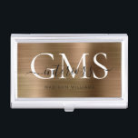 Moderne Imitate Gold Brushed Metal 3 Monogramm-Scr Visitenkarten Dose<br><div class="desc">Moderne klassische Imitate Gelb-Gold-Bürstenmetall Monogram-Script-Business-Card</div>