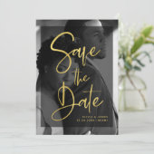 Moderne Imitate Gold und Black Overlay | FOTO Save The Date (Stehend Vorderseite)