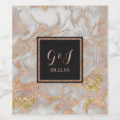 Moderne Imitate Rose Gold-Marmor Monogram Hochzeit Weinetikett (Einzelnes Label)