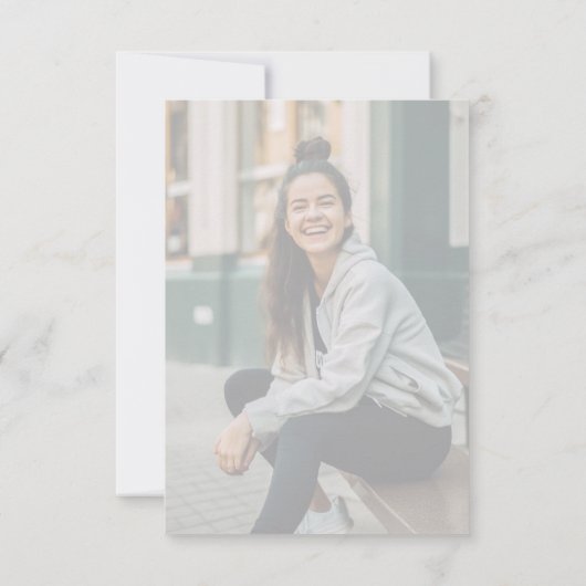 Moderne Imitate Vellum Overlay Foto Graduation Par Einladung (Rückseite)