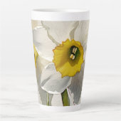 Moderne Iris-Aquarellblumen Milchtasse (Vorderseite)