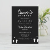 Moderne Jahrtausende einfache Typografie Geburtsta Einladung (Stehend Vorderseite)