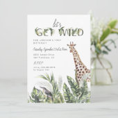 Moderne Jungle Greenerie | Giraffe Birthday Einladung (Stehend Vorderseite)