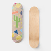Moderne Kaktus geometrische Memphis inspiriert Mus Skateboard (Vorderseite)