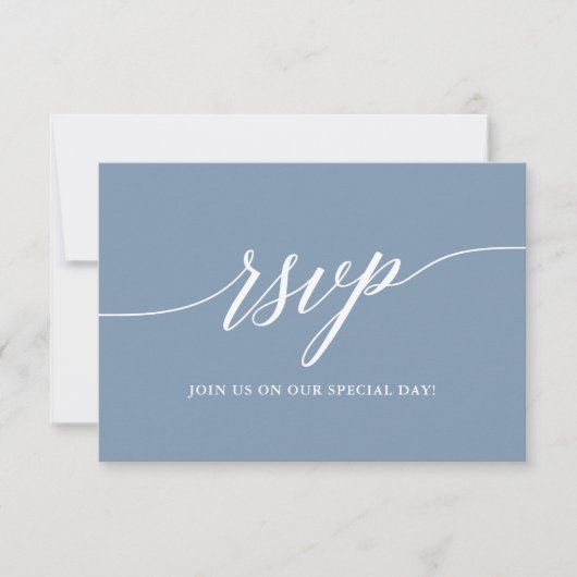 Moderne Kalligrafie Dusty Blue RSVP Karte (Vorderseite)