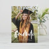 Moderne Kalligrafie Foto Abschluss Einladung (Stehend Vorderseite)