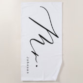 Moderne Kalligrafie Herr Hubby Honeymoon Strandtuch (Vorderseite)