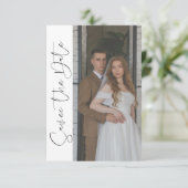 Moderne Kalligrafie-Monogramm | Foto-Hochzeit Save The Date (Stehend Vorderseite)