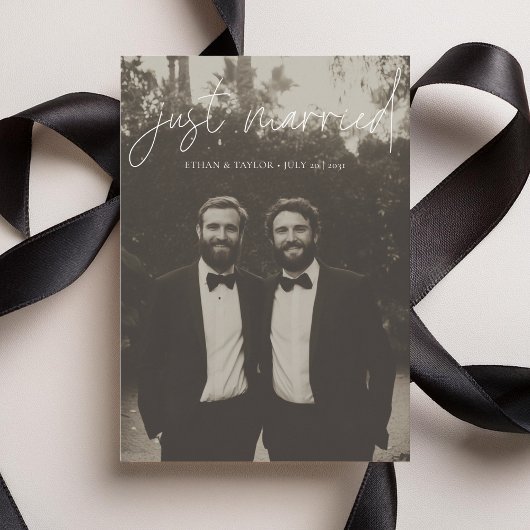 Moderne Kalligrafie nur verheiratetes Foto Ankündigung