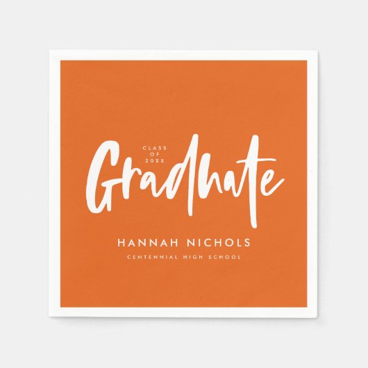 Moderne Kalligrafie-Orange Graduation Party Serviette (Vorderseite)