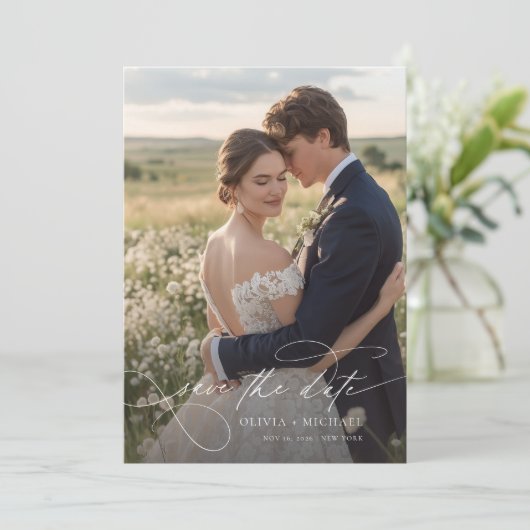 Moderne Kalligrafie-Script-Foto-Hochzeit Save The Date (Stehend Vorderseite)