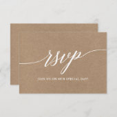 Moderne Kalligrafie Script Wedding Kraft Meal RSVP Karte (Vorne/Hinten)